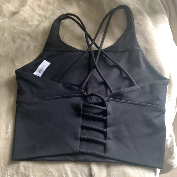 Woman’s sports bra. Size small - Picture 2 of 5